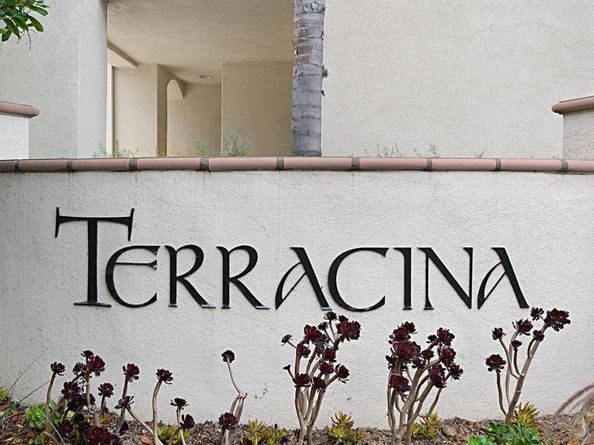 1313 Terracina Ln, San Diego CA 92103