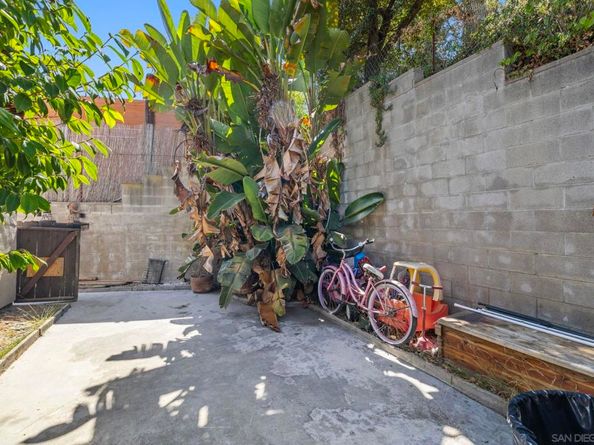 5360 Burford, San Diego CA 92111