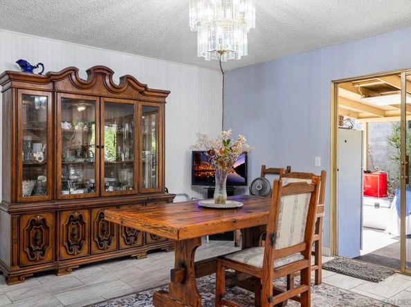 5360 Burford, San Diego CA 92111