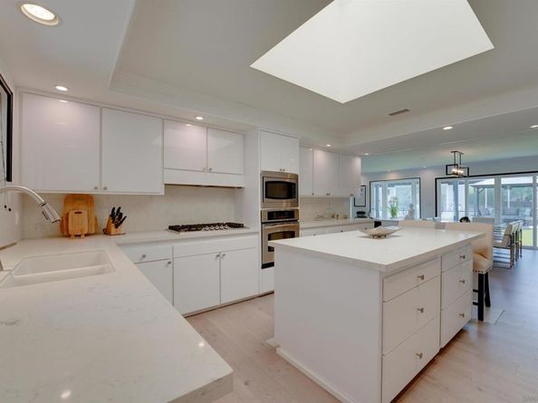 1806 Leeward Lane, Newport Beach CA 92660
