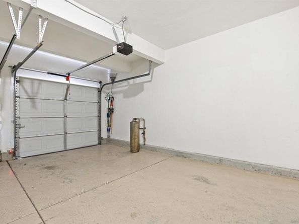 1368 Enchante Way, Oceanside CA 92056