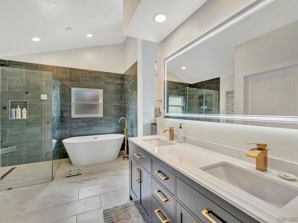 4016 Ampudia, San Diego CA 92110