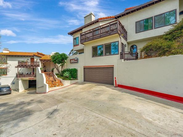 4016 Ampudia, San Diego CA 92110