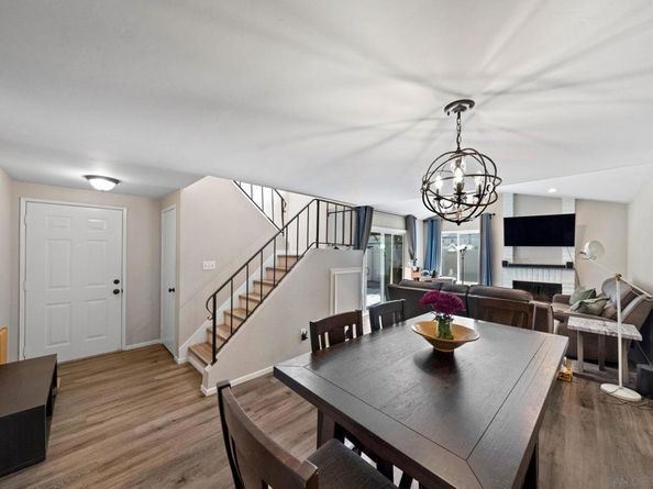 9560 Frank Way, Santee CA 92071