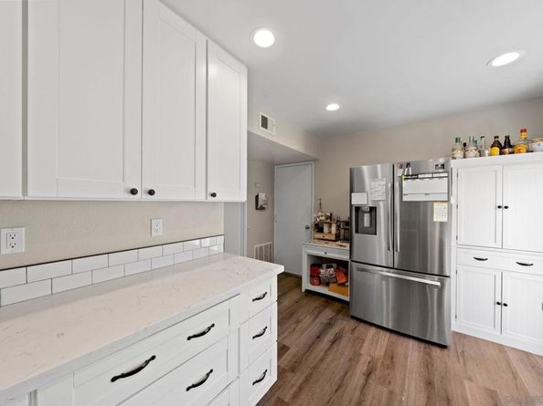 9560 Frank Way, Santee CA 92071