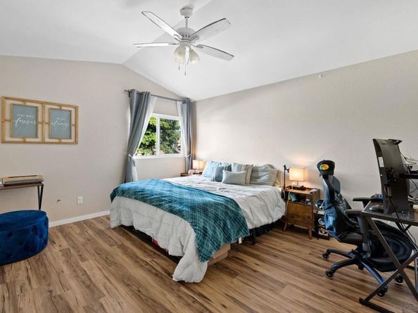 9560 Frank Way, Santee CA 92071