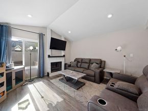 9560 Frank Way, Santee CA 92071