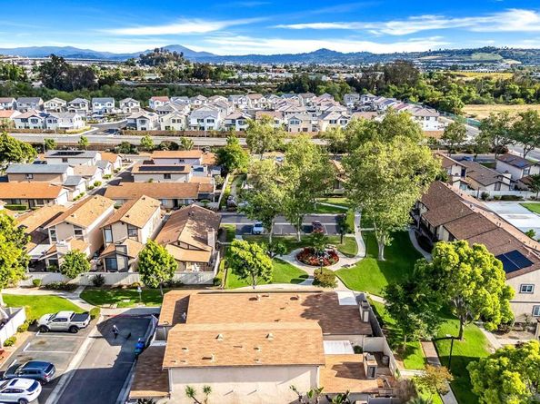 9560 Frank Way, Santee CA 92071
