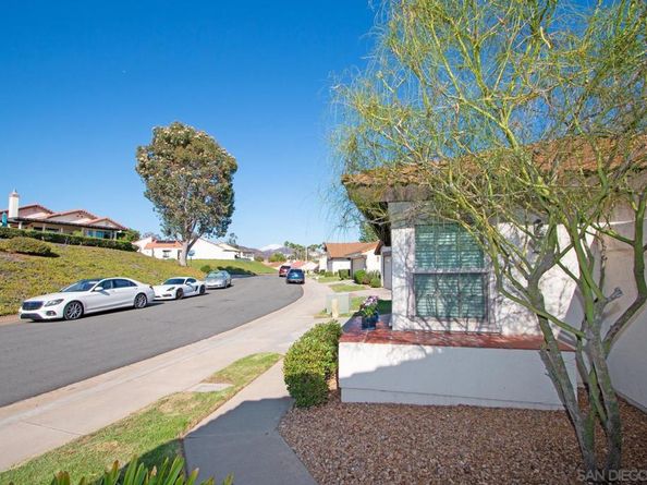17672 Plaza Acosta, San Diego CA 92128