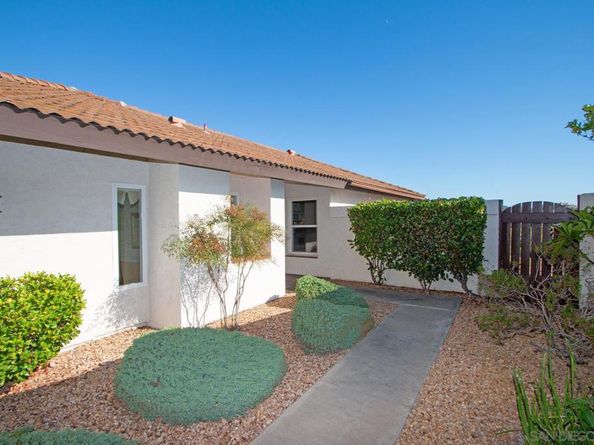 17672 Plaza Acosta, San Diego CA 92128