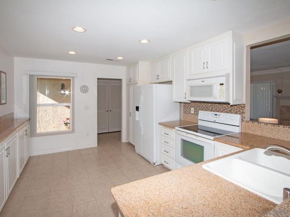 17672 Plaza Acosta, San Diego CA 92128
