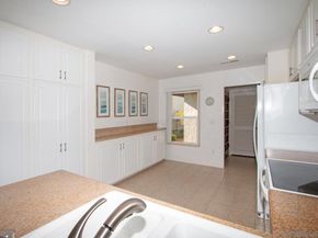 17672 Plaza Acosta, San Diego CA 92128