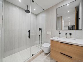 7372 76 Fay Ave, La Jolla CA 92037