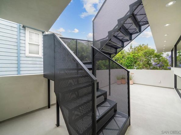 7372 76 Fay Ave, La Jolla CA 92037