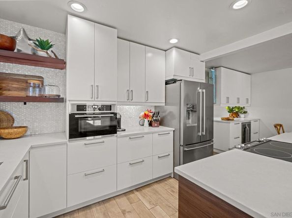 1074 Isabella Avenue, Coronado CA 92118