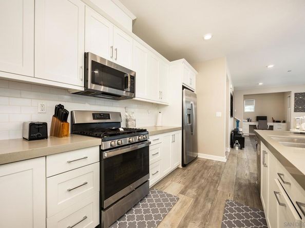 1959 Minimalist Ln, Chula Vista CA 91915