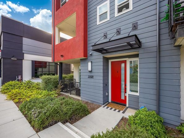1959 Minimalist Ln, Chula Vista CA 91915