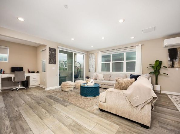 1959 Minimalist Ln, Chula Vista CA 91915