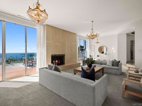 8390 Prestwick Dr, La Jolla CA 92037