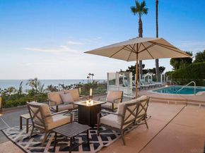 8390 Prestwick Dr, La Jolla CA 92037