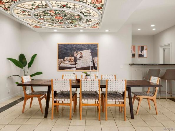 8390 Prestwick Dr, La Jolla CA 92037