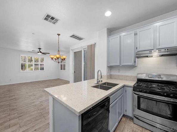 1285 Fools Gold Way 2, Chula Vista CA 91913