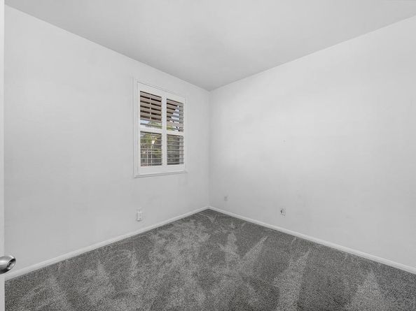 1285 Fools Gold Way 2, Chula Vista CA 91913