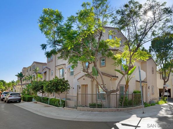 1285 Fools Gold Way 2, Chula Vista CA 91913