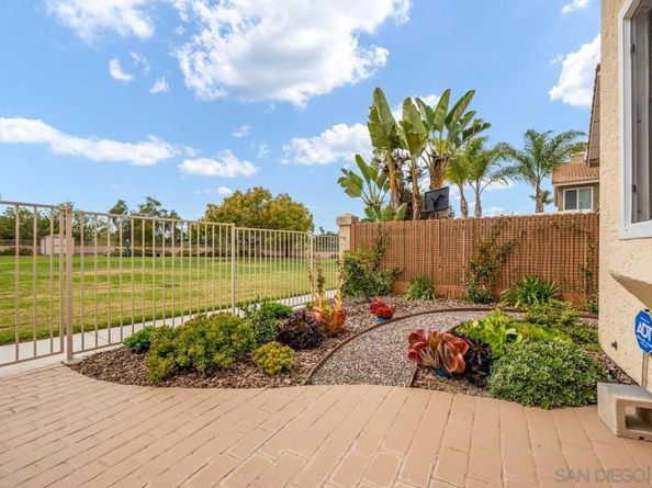 3227 San Tomas Dr, Oceanside CA 92056