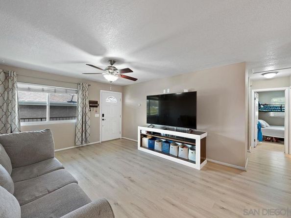 9938 Buena Vista Drive 14, Spring Valley CA 91977