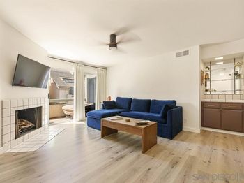 6140 Calle Mariselda