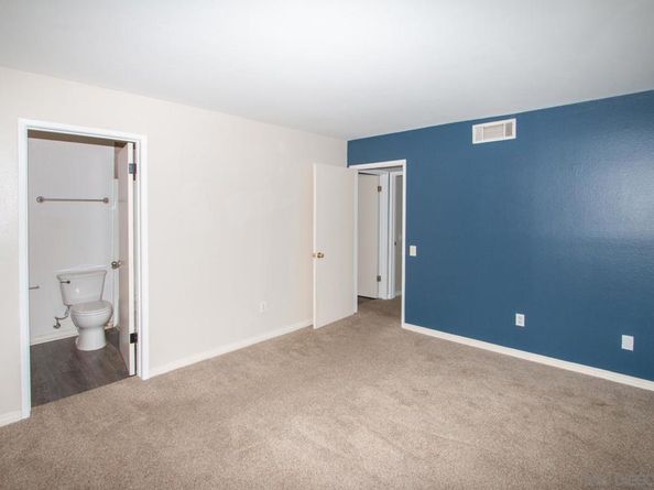 17093 W Bernardo Dr 202, San Diego CA 92127