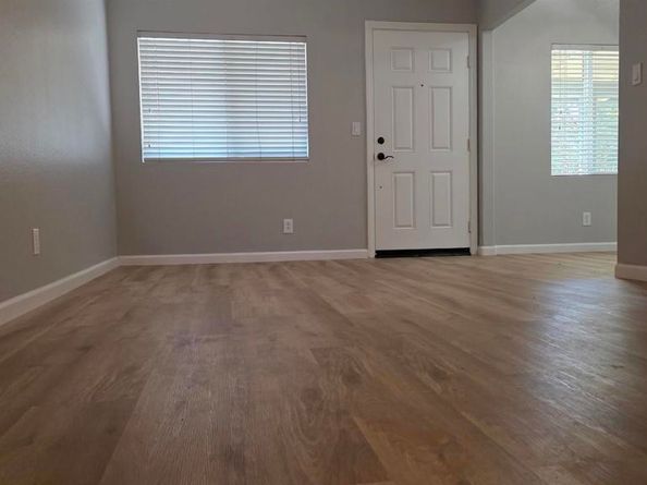 2360 Paseo De Laura 2, Oceanside CA 92056