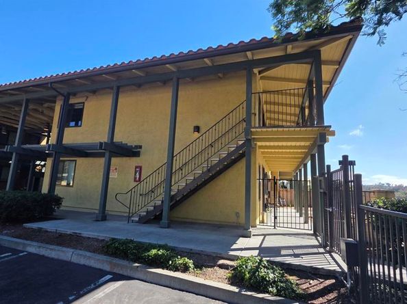 2360 Paseo De Laura 2, Oceanside CA 92056