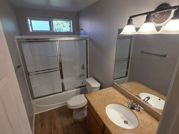 2360 Paseo De Laura 2, Oceanside CA 92056