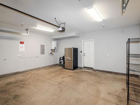 2114 Felspar St, San Diego CA 92109