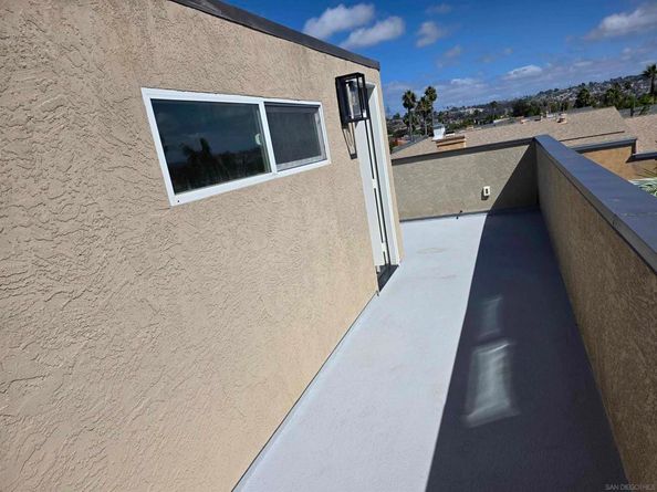 2114 Felspar St, San Diego CA 92109