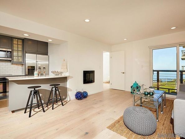 940 Sealane Dr 5, Encinitas CA 92024
