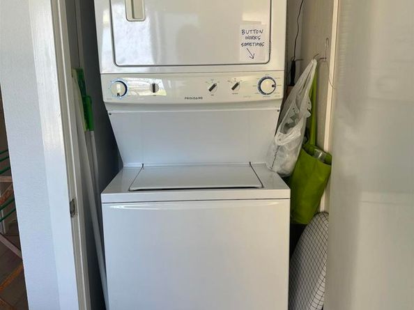 940 Sealane Dr 5, Encinitas CA 92024
