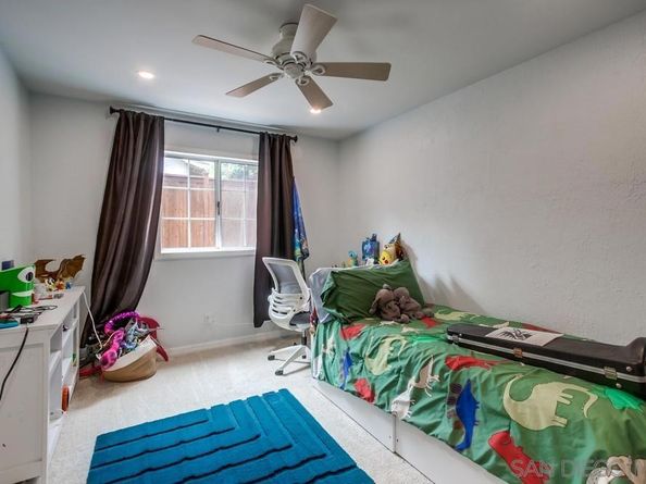 11385 Paseo Albacete, San Diego CA 92129