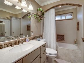 11385 Paseo Albacete, San Diego CA 92129