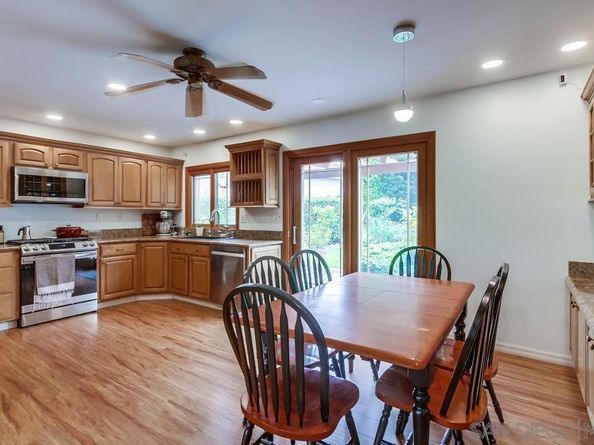 11385 Paseo Albacete, San Diego CA 92129