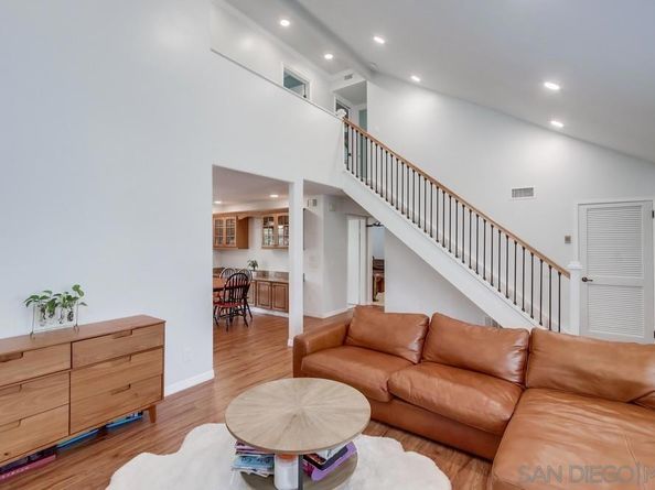 11385 Paseo Albacete, San Diego CA 92129