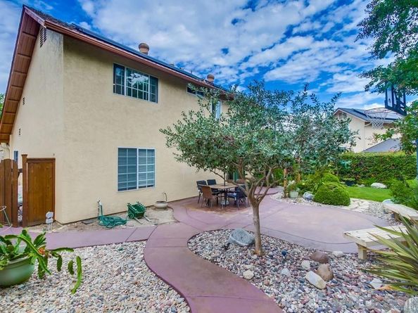11385 Paseo Albacete, San Diego CA 92129