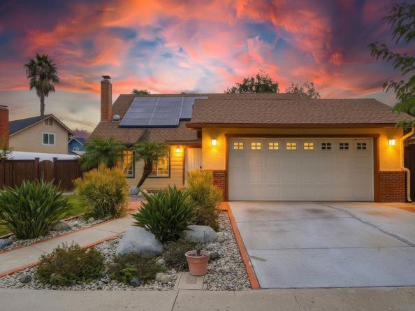 11385 Paseo Albacete, San Diego CA 92129