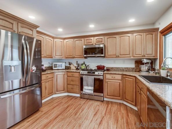 11385 Paseo Albacete, San Diego CA 92129