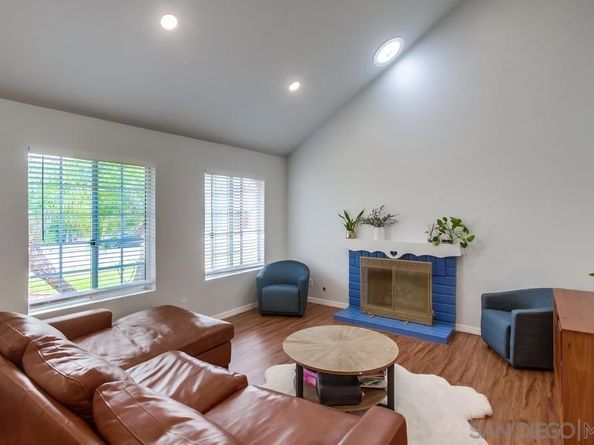 11385 Paseo Albacete, San Diego CA 92129