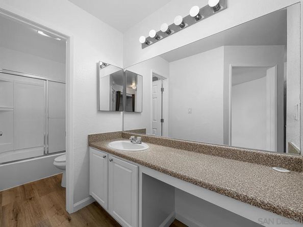 7405 Charmant Dr 2033, San Diego CA 92122