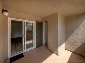 7405 Charmant Dr 2033, San Diego CA 92122