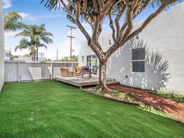 1817 19 Sunset Cliffs Blvd, San Diego CA 92107